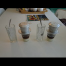 Es gibt sogar ein vietnamesisches Lokal, das den entsprechenden Kaffee serviert